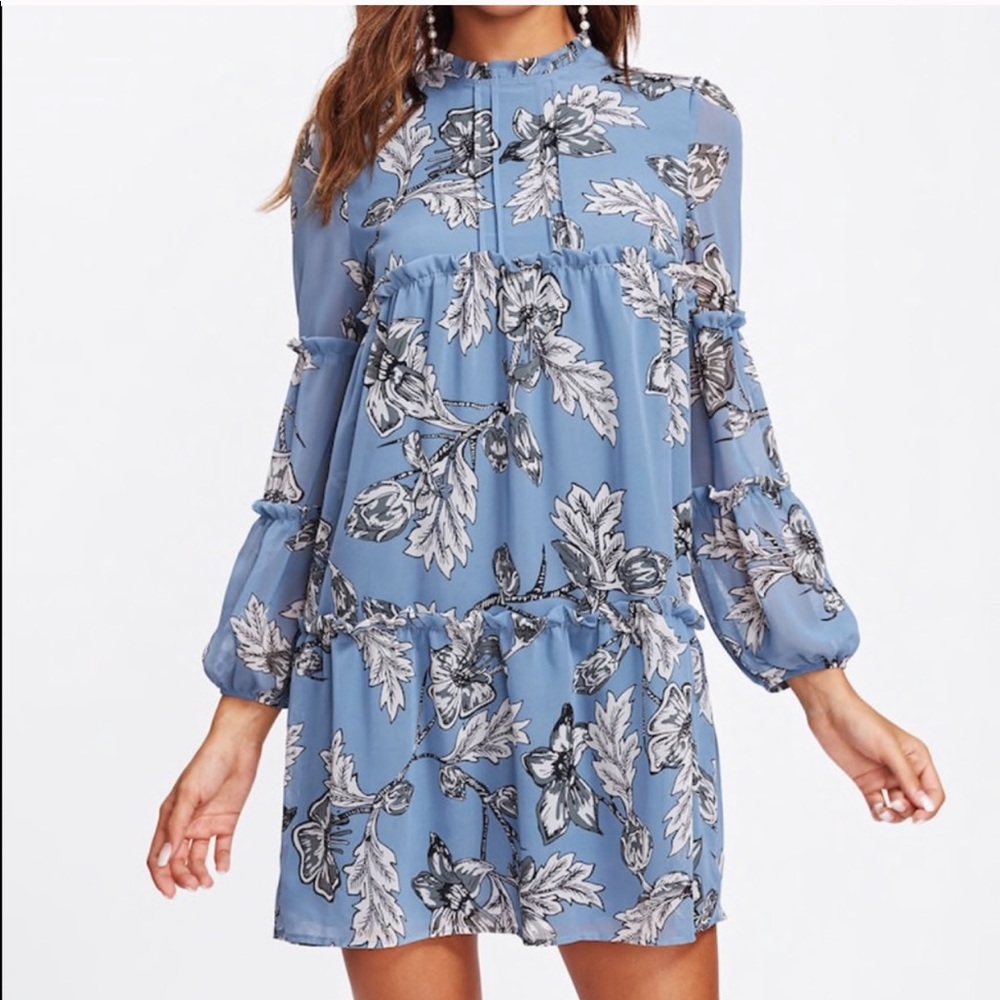 NWOT Super cute, periwinkle blue, floral dress.